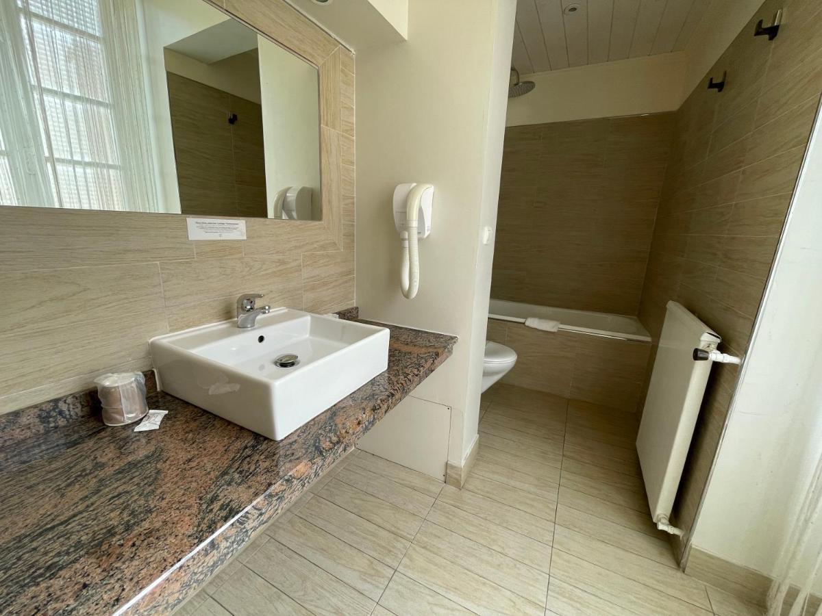 Le Mirval Hotel La Brigue Ngoại thất bức ảnh