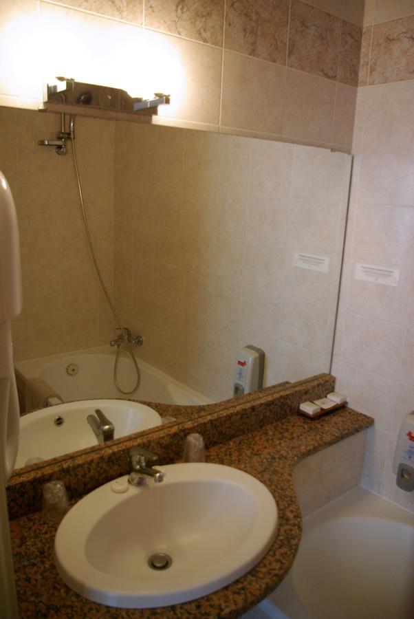 Le Mirval Hotel La Brigue Ngoại thất bức ảnh
